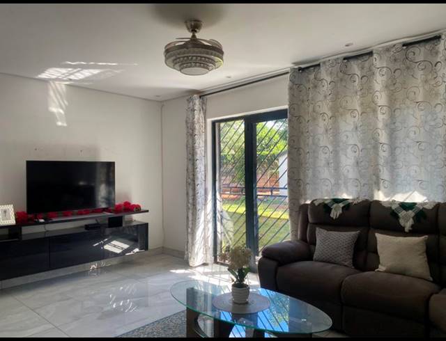 4 BEDROOM HOUSE FOR SALE IN MOKOPANE CENTRAL